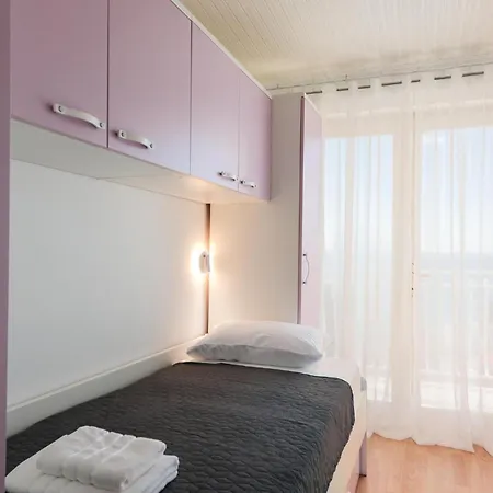 Apartment Beautiful In With Wifi *