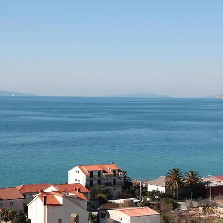 Beautiful In With Wifi Apartment Podstrana